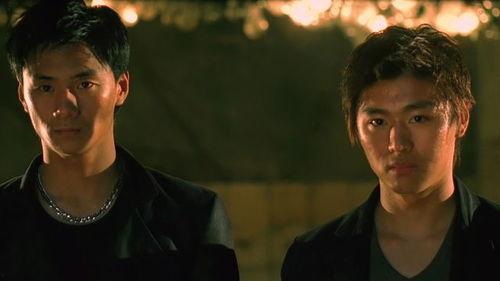 狼牙（国语版）,铁血柔情，战火中的英雄传奇